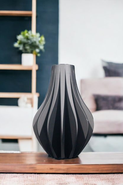 Zolara vase